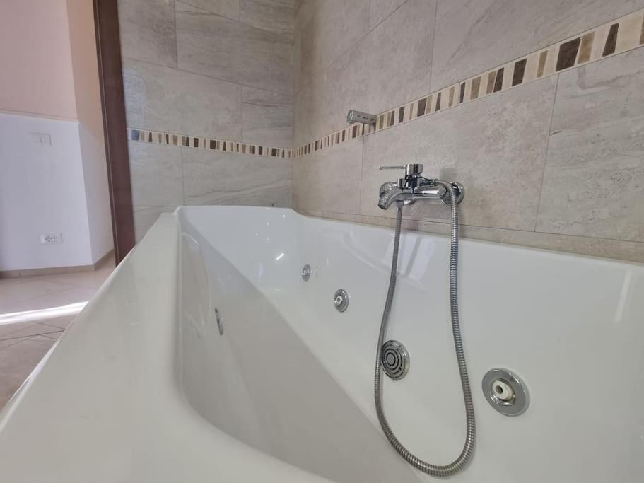 -5 Min From Bus Stop-Free Parking Рим Екстер'єр фото
